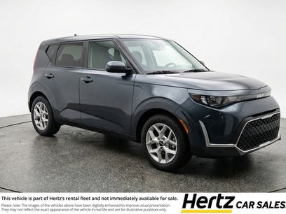 Used 2025 Kia Soul LX w/ LX Technology Package