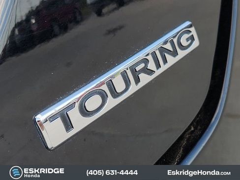 Certified 2025 Honda Pilot Touring image 12