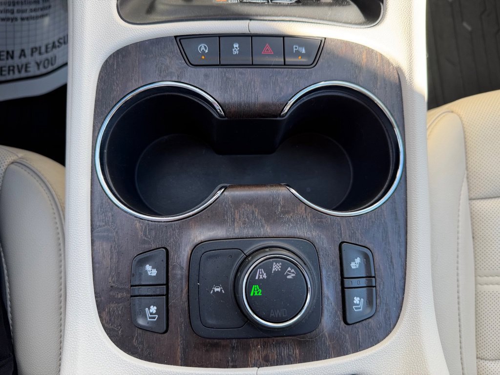 Used 2023 GMC Acadia Denali AWD/4WD image 29