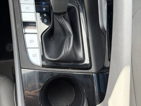Used 2021 Hyundai Elantra SEL w/ Convenience Package FWD image 23