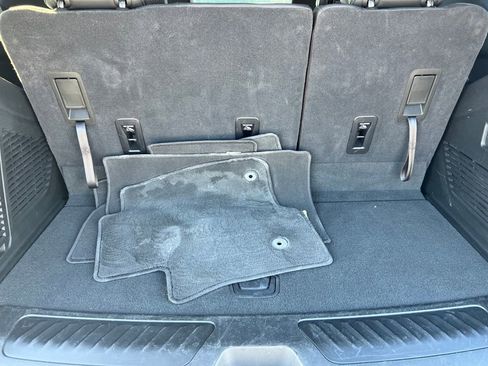 Used 2025 Chevrolet Tahoe LT image 17