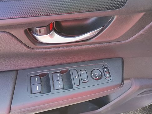Used 2023 Honda CR-V Sport image 16