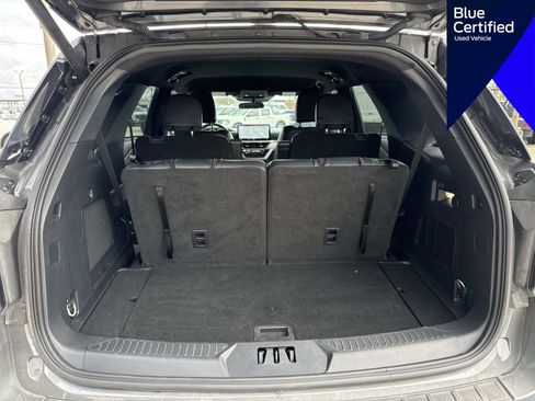 Certified 2025 Ford Explorer ST-Line image 11