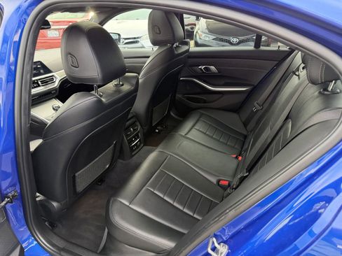 Used 2019 BMW 330i Sedan w/ M Sport Package image 36