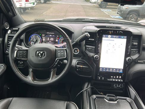 Used 2022 RAM 2500 Limited image 12