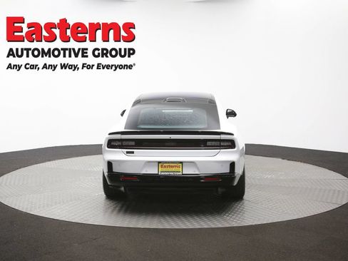 Used 2024 Dodge Charger Daytona Scat Pack w/ Plus Group AWD/4WD image 39