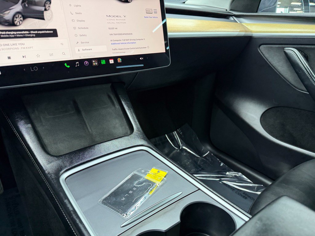 Used 2023 Tesla Model Y Long Range AWD/4WD image 26