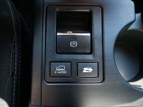 Used 2019 Subaru Outback 2.5i AWD/4WD image 25