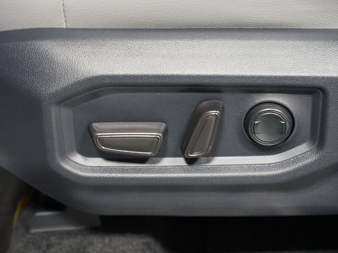 New 2026 Toyota Tundra Limited AWD/4WD image 35