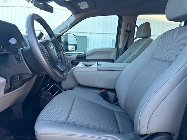 Used 2020 Ford F250 XL w/ STX Appearance Package AWD/4WD image 2