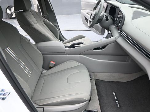 New 2025 Hyundai Elantra Sport image 24