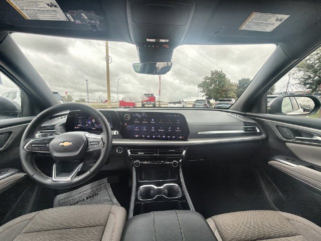 Used 2026 Chevrolet Traverse LT w/ Driver Confidence Package FWD image 19
