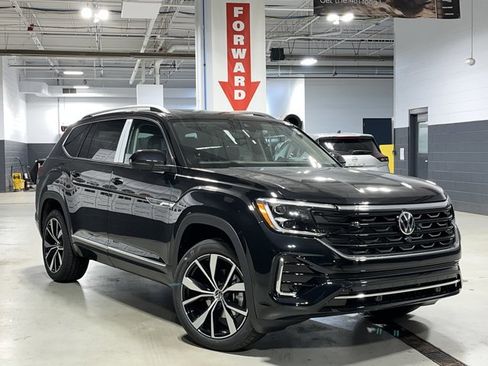 New 2026 Volkswagen Atlas SEL Premium R-Line image 2