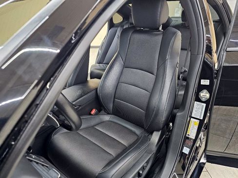Used 2018 Honda Accord Sport image 17