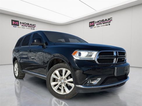 Used 2020 Dodge Durango SXT image 1