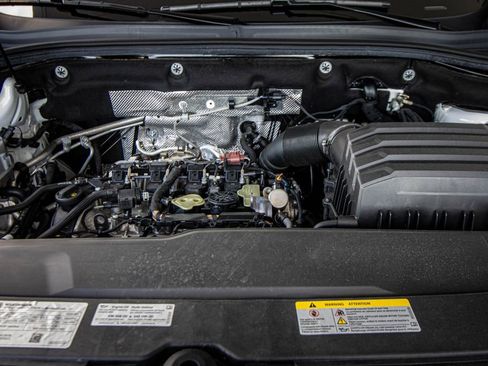 Used 2024 Volkswagen Atlas SEL Premium R-Line image 13