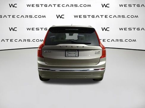 Used 2023 Volvo XC90 B6 Plus image 7