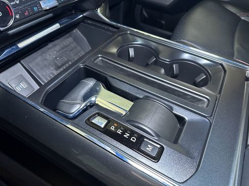 Certified 2022 Ford F150 Lariat w/ Equipment Group 502A High image 46