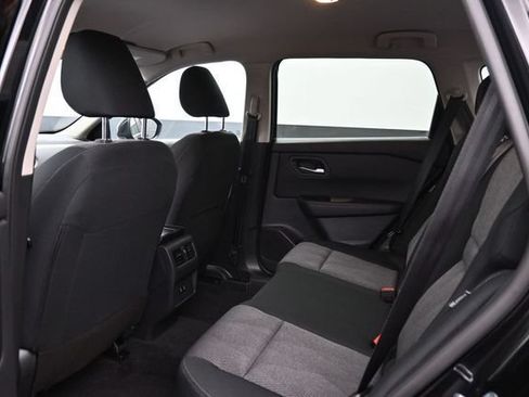 Used 2026 Nissan Rogue SV FWD image 15