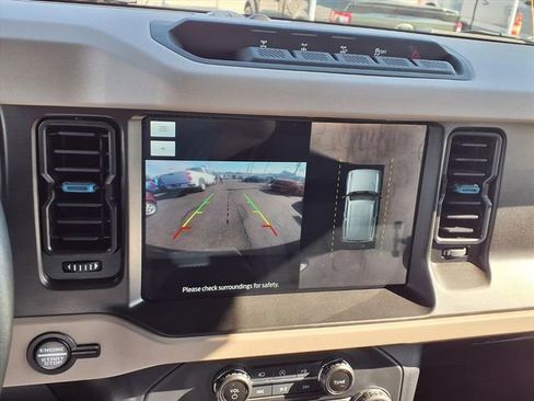 Certified 2023 Ford Bronco Wildtrak image 6