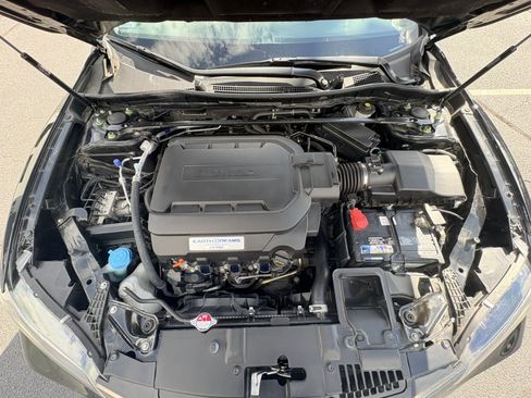 Used 2017 Honda Accord EX-L image 29