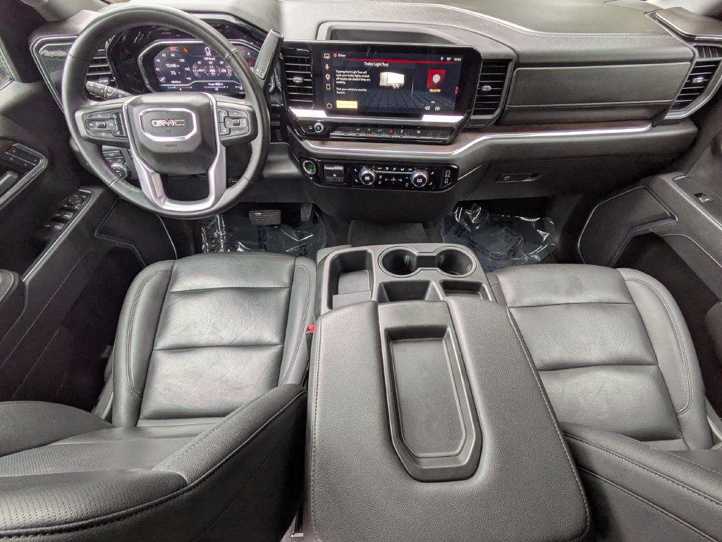 Used 2025 GMC Sierra 1500 SLT AWD/4WD image 14