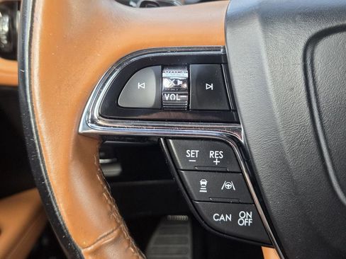 Used 2022 Lincoln Nautilus Black Label w/ Class II Trailer Tow Package image 29