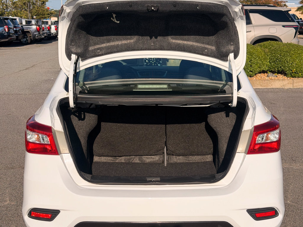 Used 2017 Nissan Sentra SV w/ Style Package FWD image 10