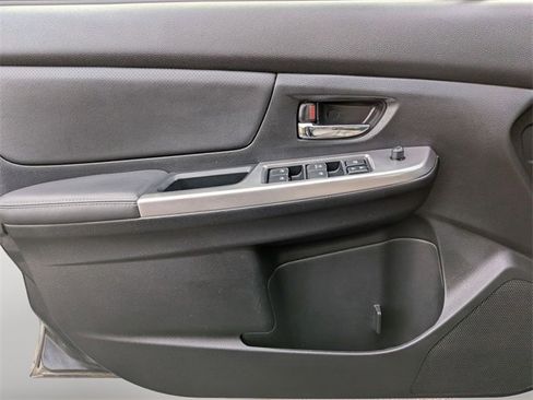 Used 2015 Subaru Crosstrek 2.0i Limited image 23