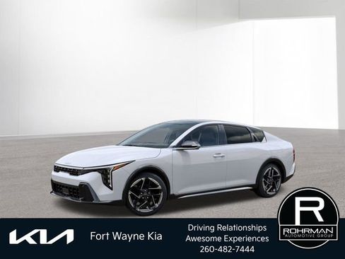 New 2026 Kia K4 GT-Line image 3