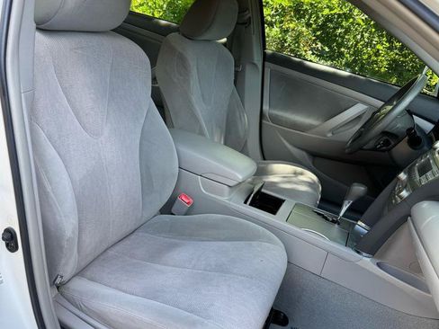 Used 2011 Toyota Camry Hybrid FWD image 15