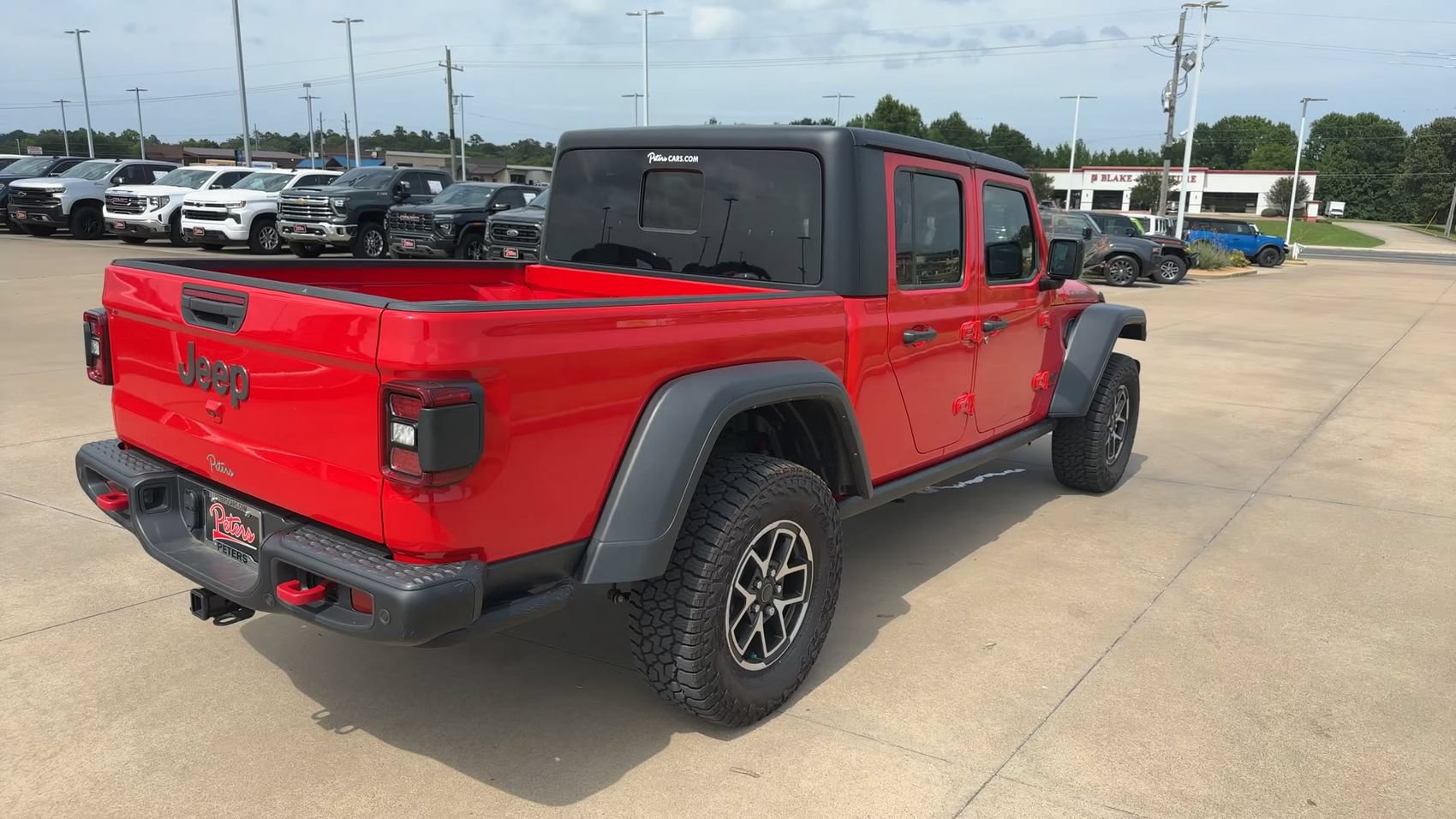 Used 2024 Jeep Gladiator Rubicon w/ Safety Group AWD/4WD image 7