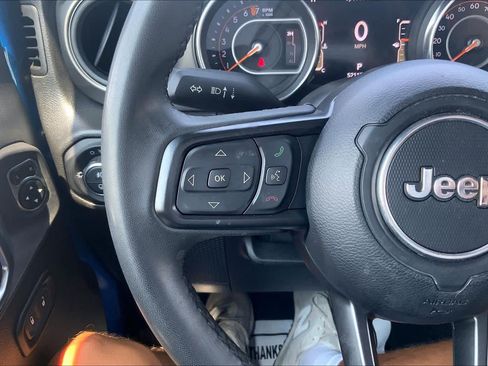Used 2023 Jeep Gladiator Sport AWD/4WD image 24