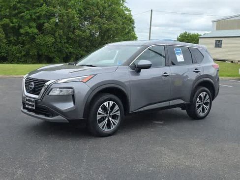 Used 2023 Nissan Rogue SV AWD/4WD image 8