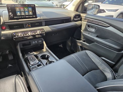 Certified 2023 Honda Pilot Elite image 27