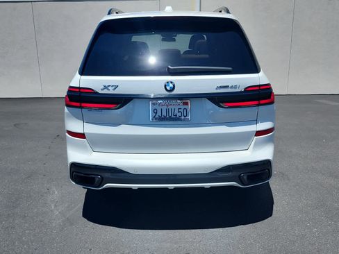 Used 2024 BMW X7 xDrive40i w/ M Sport Package AWD/4WD image 6