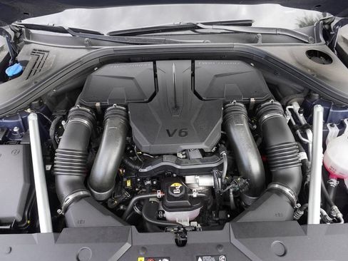 Used 2025 Genesis GV70 3.5T Sport w/ Sport Prestige Package AWD/4WD image 7
