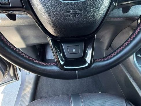 Used 2025 Honda Pilot Black Edition image 29