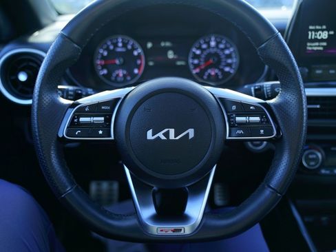 Used 2024 Kia Forte GT-Line w/ GT-Line Premium Package image 12