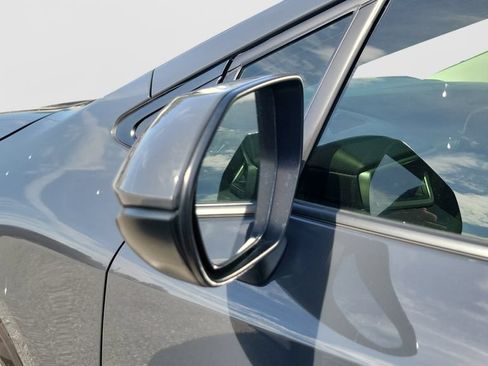 Used 2023 Toyota Corolla LE FWD image 5