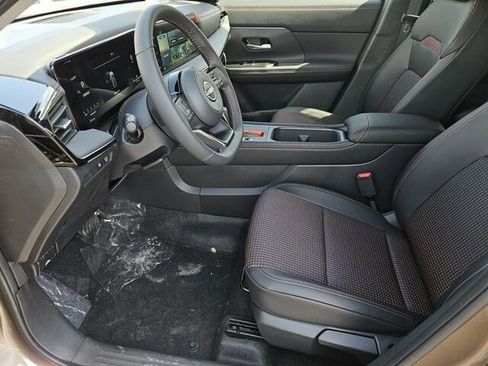 New 2025 Nissan Kicks SR w/ Illumination Package image 10