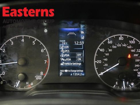 Used 2024 Toyota Corolla LE FWD image 18