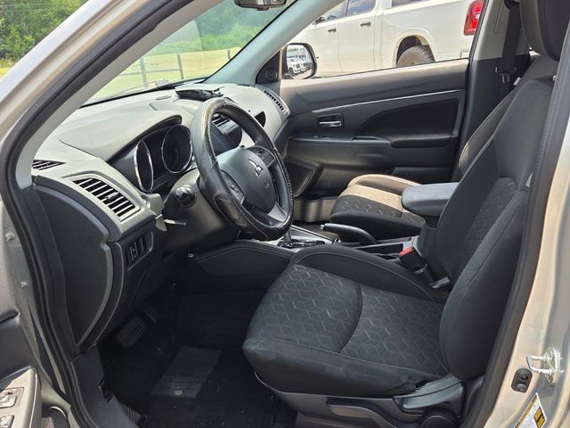 Used 2021 Mitsubishi Outlander Sport ES FWD image 5