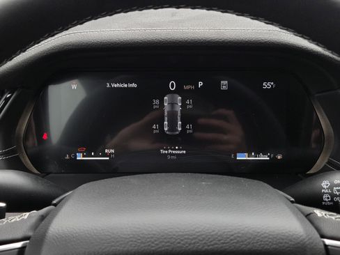New 2026 Jeep Grand Cherokee Altitude AWD/4WD image 8