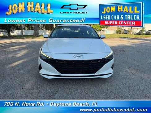 Used 2021 Hyundai Elantra SE image 14