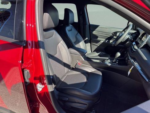 New 2026 Jeep Compass Latitude image 26