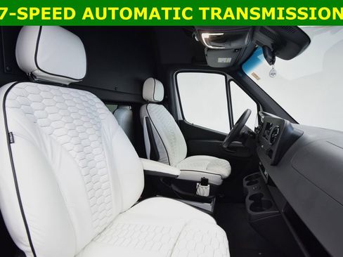 Used 2020 Mercedes-Benz Sprinter 3500 image 22