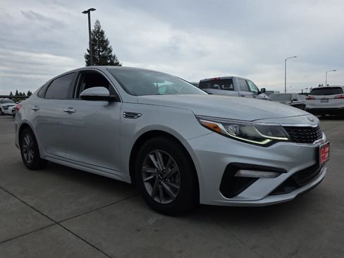 Used 2020 Kia Optima LX FWD image 10
