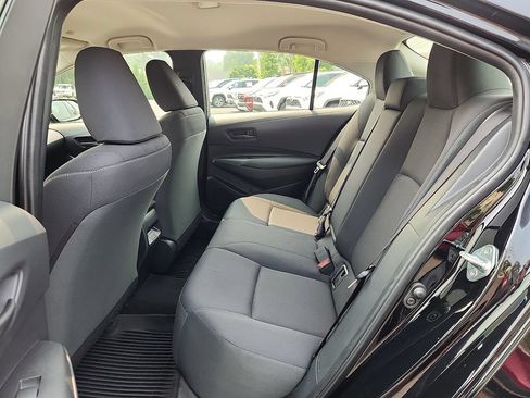 Certified 2023 Toyota Corolla LE w/ Carpet Mat Package (TMS) FWD image 9