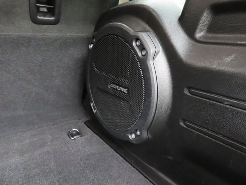 Used 2023 Jeep Wrangler Unlimited Sahara image 35